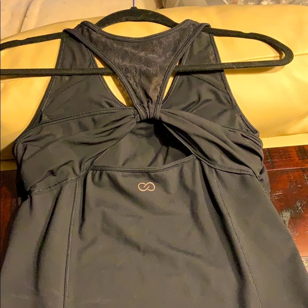 Calla black exercise top with built-in bra